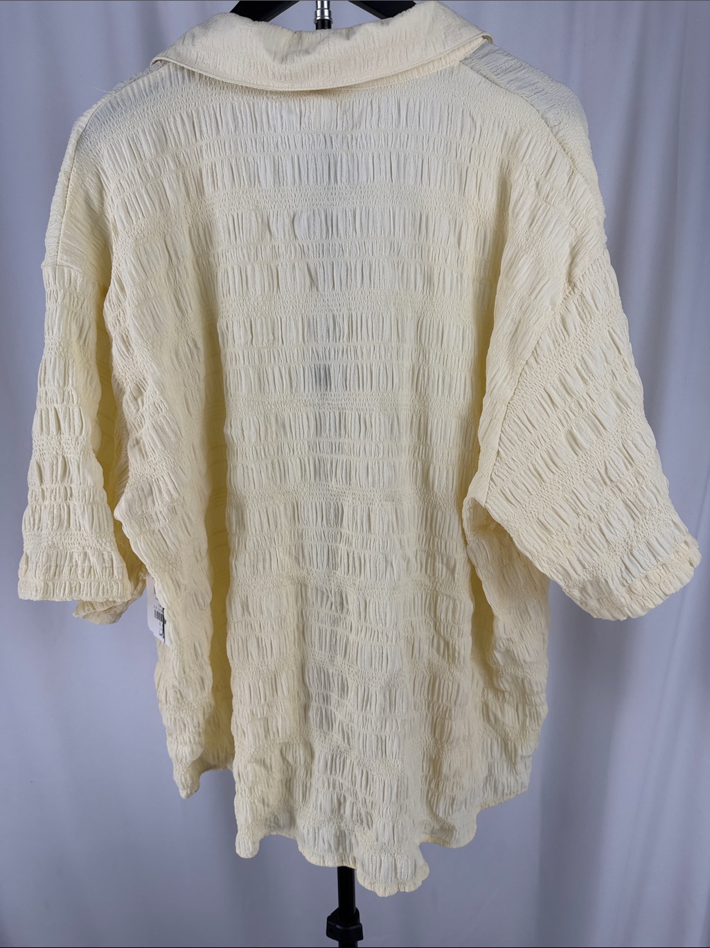 Nordstrom Rack Butter Yellow Textured Oversized Button Shirt L Nwt Flaw — image 5 of 7